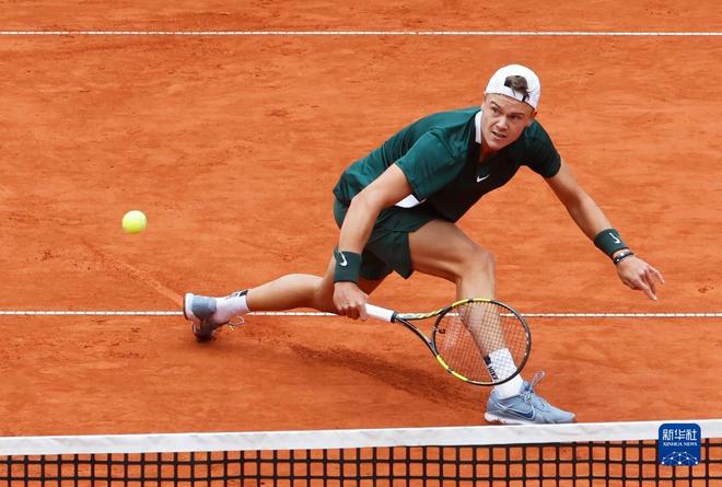 签下他的前 签下他的前