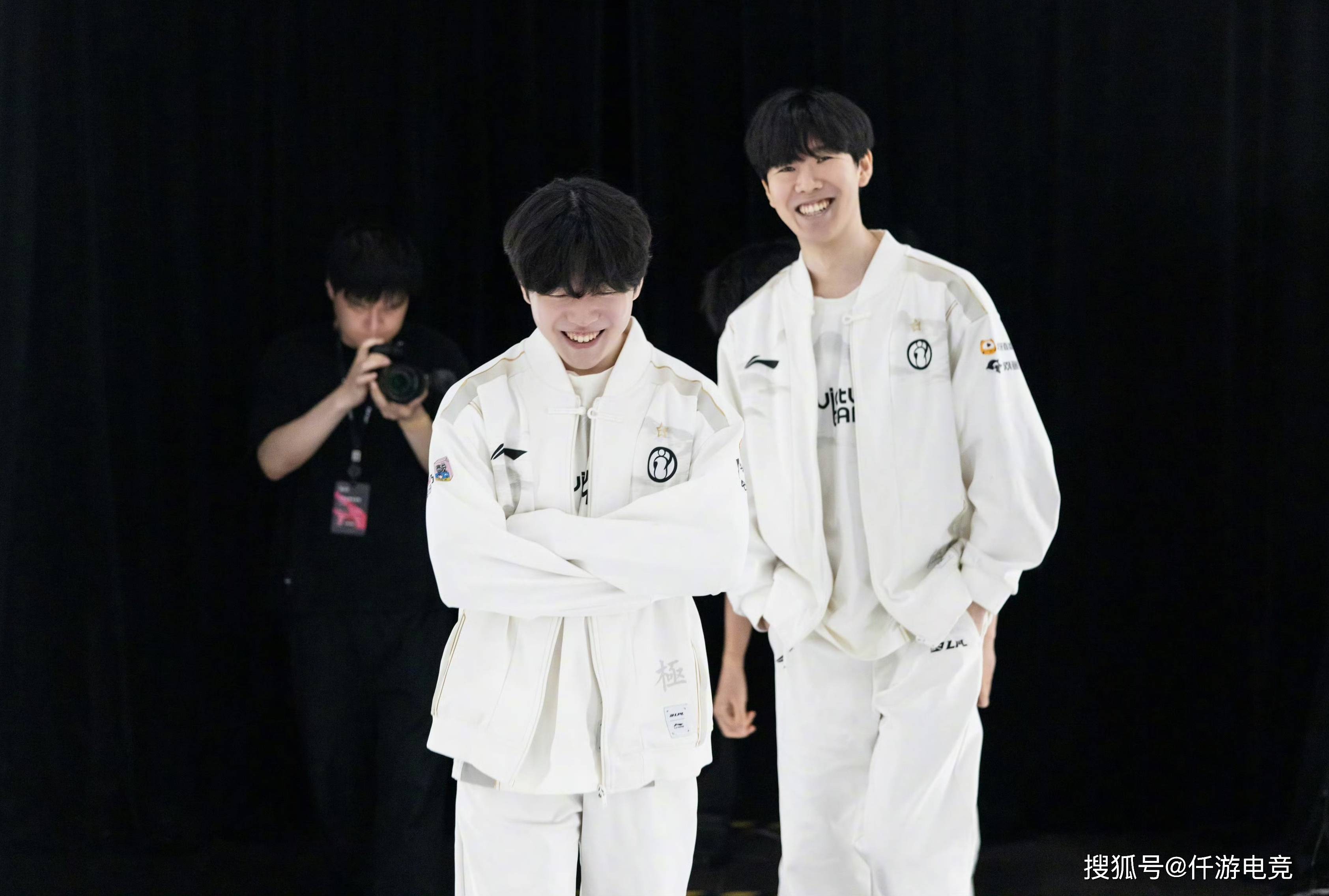 实质是在描 实质是在描